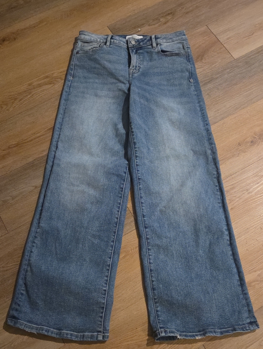 Women's Wide-Leg Jeans in Faded Blue